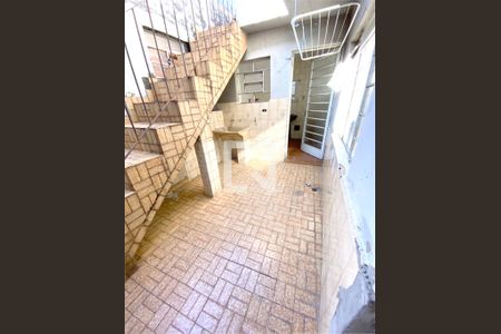 Casa à venda com 4 quartos, 120m² em Vila Primavera, São Paulo