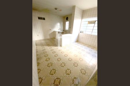 Casa à venda com 4 quartos, 120m² em Vila Primavera, São Paulo