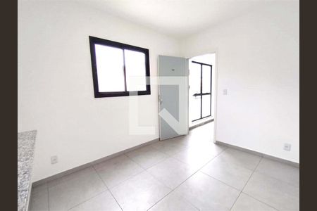 Apartamento à venda com 2 quartos, 30m² em Vila Divina Pastora, São Paulo