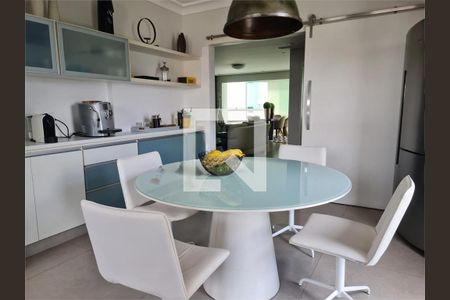 Apartamento à venda com 3 quartos, 190m² em Campo Belo, São Paulo