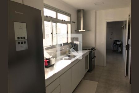 Apartamento à venda com 4 quartos, 214m² em Itaim Bibi, São Paulo