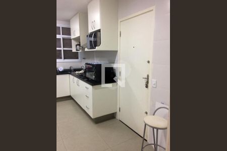 Apartamento à venda com 4 quartos, 180m² em Cerqueira César, São Paulo