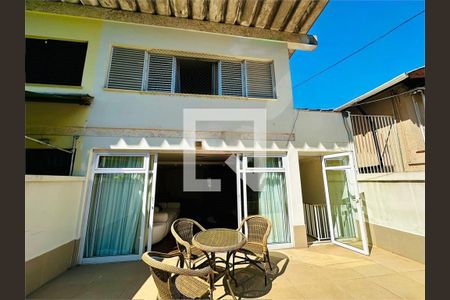 Casa à venda com 3 quartos, 300m² em Vila Madalena, São Paulo