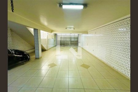 Casa à venda com 3 quartos, 300m² em Vila Madalena, São Paulo