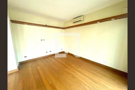 Apartamento à venda com 3 quartos, 211m² em Itaim Bibi, São Paulo