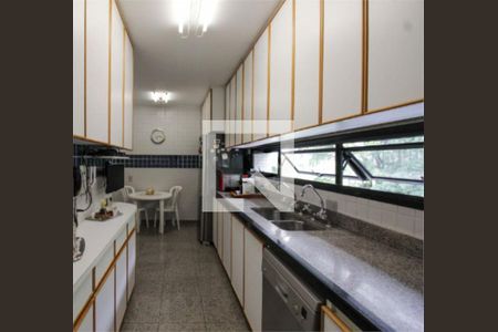 Apartamento à venda com 3 quartos, 190m² em Morumbi, São Paulo