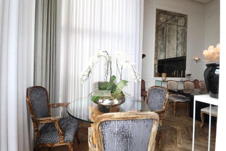 Apartamento à venda com 4 quartos, 301m² em Parque do Morumbi, São Paulo