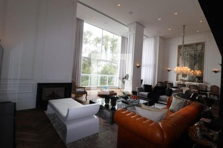Apartamento à venda com 4 quartos, 301m² em Parque do Morumbi, São Paulo