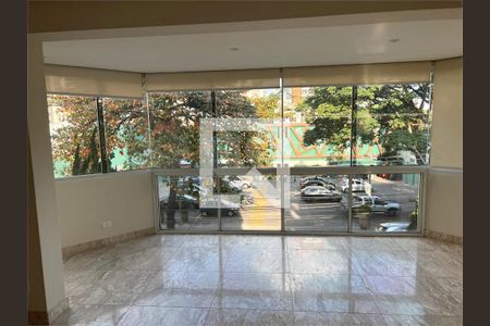 Apartamento à venda com 2 quartos, 187m² em Moema, São Paulo