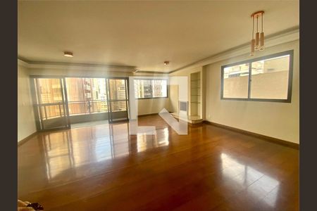 Apartamento à venda com 3 quartos, 198m² em Itaim Bibi, São Paulo
