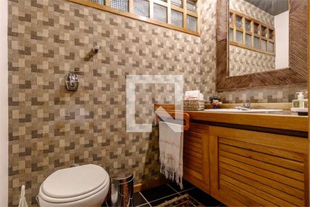 Casa à venda com 4 quartos, 493m² em Jardim Everest, São Paulo