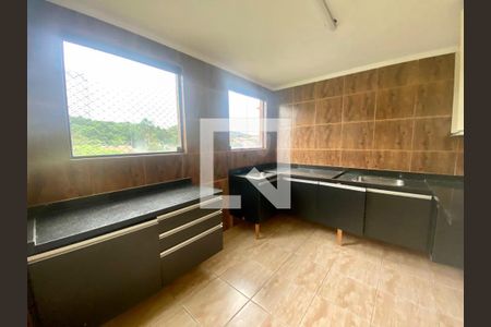 Casa à venda com 3 quartos, 158m² em Vila Pedra Branca, São Paulo