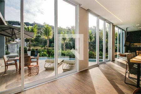 Casa à venda com 3 quartos, 474m² em Colinas da Anhanguera, Santana de Parnaíba