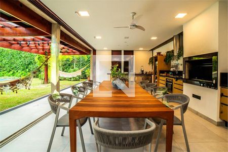 Casa à venda com 5 quartos, 700m² em Vila Nossa Senhora da Escada, Barueri