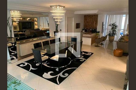 Casa à venda com 5 quartos, 485m² em Residencial Quatro (Alphaville), Santana de Parnaíba