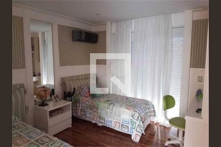 Casa à venda com 4 quartos, 560m² em Residencial 18 Do Forte, Santana de Parnaíba