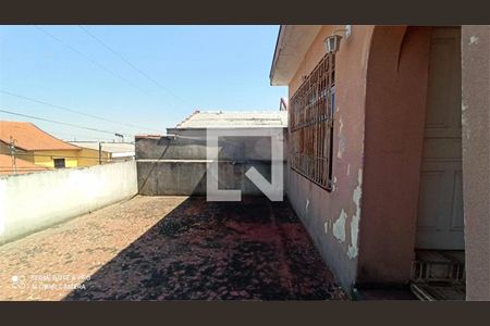 Casa à venda com 6 quartos, 315m² em Jardim Oriental, São Paulo