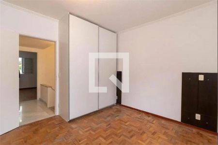 Casa à venda com 2 quartos, 136m² em Chora Menino, São Paulo