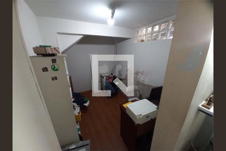 Casa à venda com 3 quartos, 182m² em Vila Brasilio Machado, São Paulo