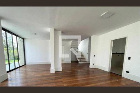 Casa à venda com 5 quartos, 390m² em Alphaville Residencial Dois, Barueri
