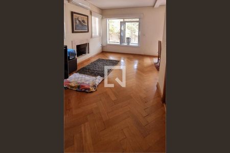 Casa à venda com 4 quartos, 180m² em Parque dos Principes, São Paulo