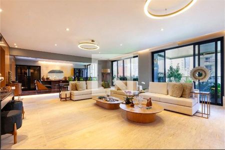 Apartamento à venda com 3 quartos, 631m² em Cerqueira César, São Paulo