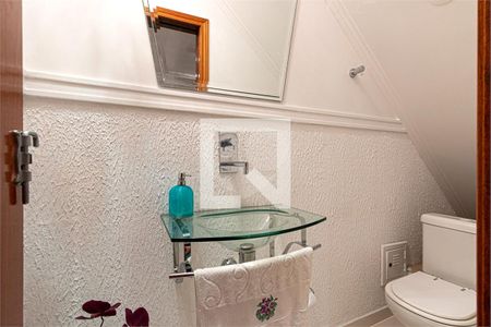 Casa à venda com 2 quartos, 178m² em Indianópolis, São Paulo