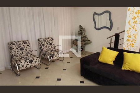 Casa à venda com 3 quartos, 410m² em Vila Santa Clara, São Paulo