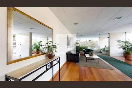 Apartamento à venda com 3 quartos, 92m² em Vila Olímpia, São Paulo