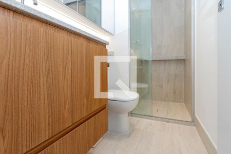Banheiro Social de kitnet/studio para alugar com 1 quarto, 24m² em Santo Amaro, São Paulo
