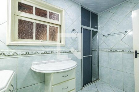 Banheiro da Suíte de casa à venda com 3 quartos, 240m² em Jardim Itu, Porto Alegre