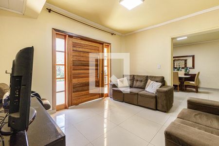 Sala de casa à venda com 3 quartos, 240m² em Jardim Itu, Porto Alegre