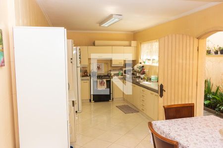 Cozinha de casa à venda com 4 quartos, 200m² em Vila Campo Grande, São Paulo