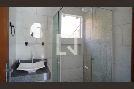 Banheiro de kitnet/studio para alugar com 1 quarto, 30m² em Barra da Lagoa, Florianópolis