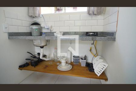 Cozinha de kitnet/studio para alugar com 1 quarto, 30m² em Barra da Lagoa, Florianópolis