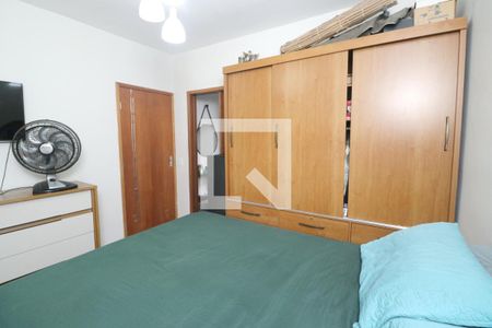 Suite de apartamento à venda com 2 quartos, 135m² em Jardim Stetel, Santo André