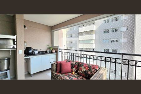 Apartamento à venda com 3 quartos, 74m² em Vila Mangalot, São Paulo