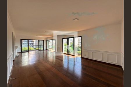 Apartamento à venda com 3 quartos, 230m² em Higienópolis, São Paulo