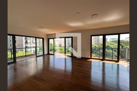 Apartamento à venda com 3 quartos, 230m² em Higienópolis, São Paulo
