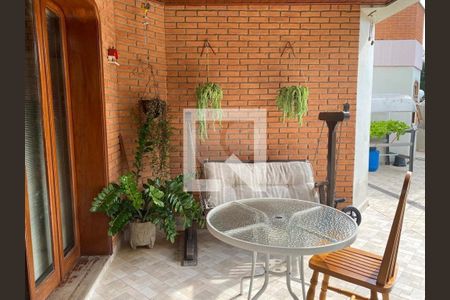 Casa à venda com 4 quartos, 326m² em Residencial Quatro (Alphaville), Santana de Parnaíba