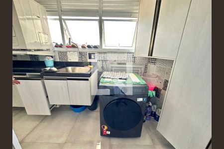 Apartamento à venda com 3 quartos, 154m² em Vila Regente Feijó, São Paulo