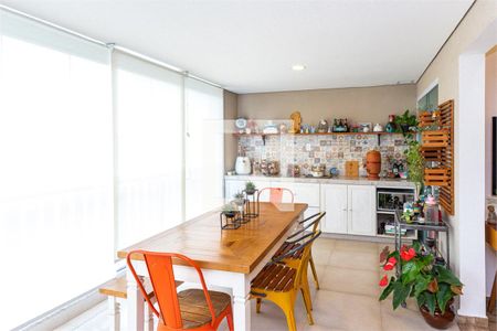 Apartamento à venda com 2 quartos, 93m² em Vila Nair, São Paulo