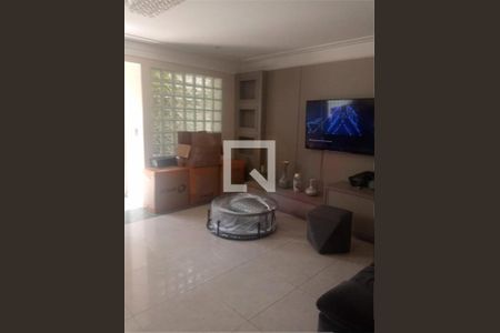 Casa à venda com 4 quartos, 400m² em Vila Aricanduva, São Paulo