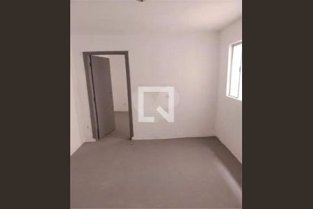 Casa à venda com 3 quartos, 100m² em Vila Paulistania, São Paulo