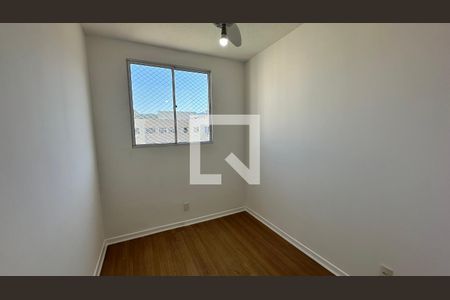 Quarto 1 de apartamento para alugar com 2 quartos, 47m² em Vargem Grande, Rio de Janeiro