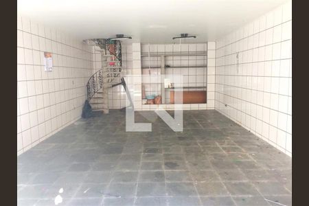 Casa à venda com 4 quartos, 100m² em Cidade Líder, São Paulo