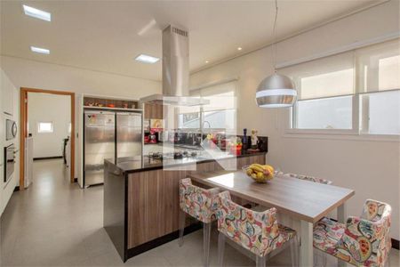 Casa à venda com 4 quartos, 550m² em Jardim Sao Caetano, São Caetano do Sul