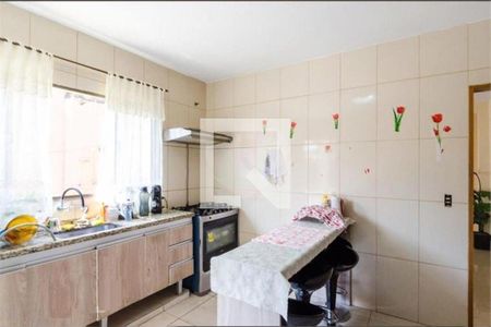 Casa à venda com 5 quartos, 322m² em Vila Dusi, São Bernardo do Campo