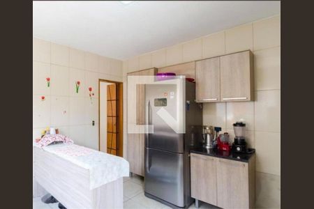Casa à venda com 5 quartos, 322m² em Vila Dusi, São Bernardo do Campo