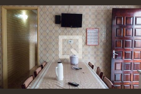 Casa à venda com 2 quartos, 130m² em Taboão, Diadema